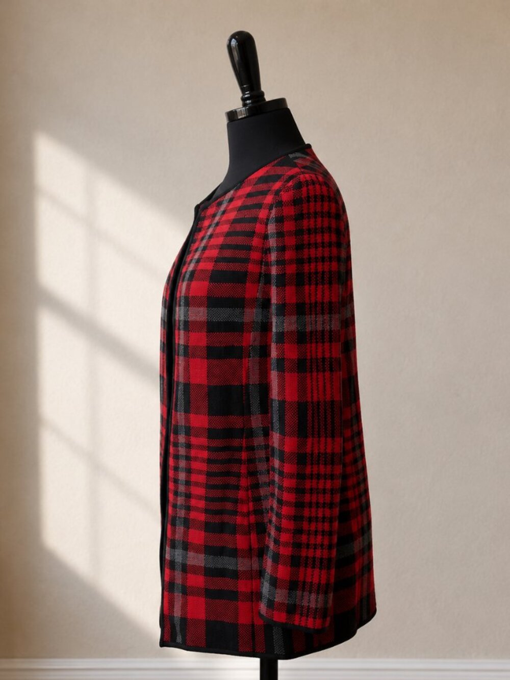 Talbots Heavy Knit Plaid Cardigan Sweater XL Red Black Tunic Coatigan Pocket - Picture 2 of 7
